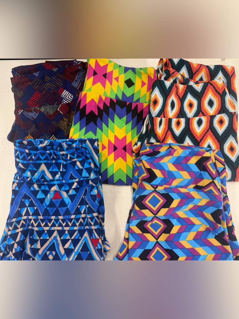 NEW LuLaRoe Geometric Print Leggings Bundle - Sz OS